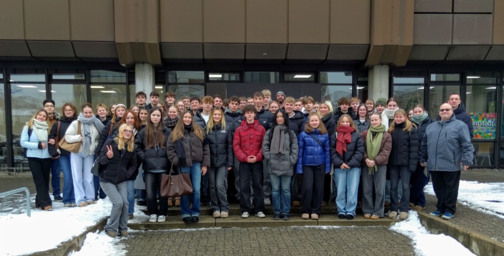 Technik hautnah erleben – Jahrgang 11 auf Entdeckungstour an der TU Braunschweig